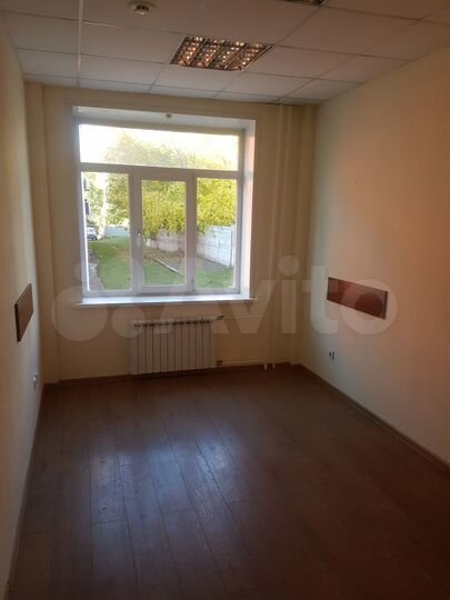 Офис 41.9 м², разделенный на 2 кабинета