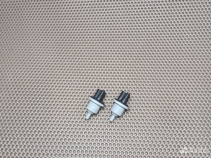 Новый 06D133517B клапан вакуумный орига Vag