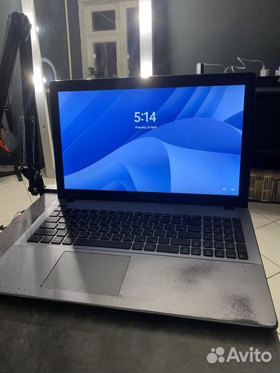 Ноутбук asus x550cc
