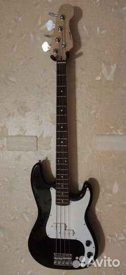 Бас гитара Homage HEB700BK