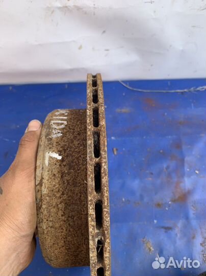 Диск тормозной задний toyota estima lucida