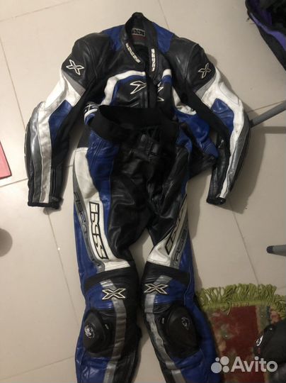 Мото экипировка, шлем, боты, перчатки