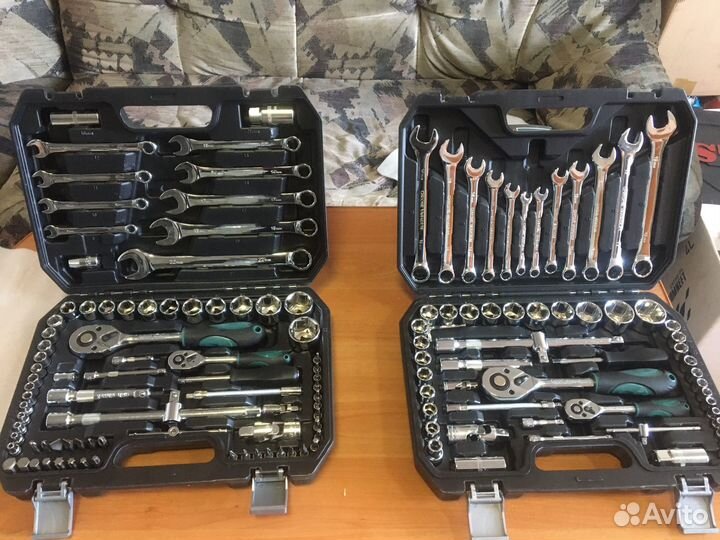 Набор ключей и головок