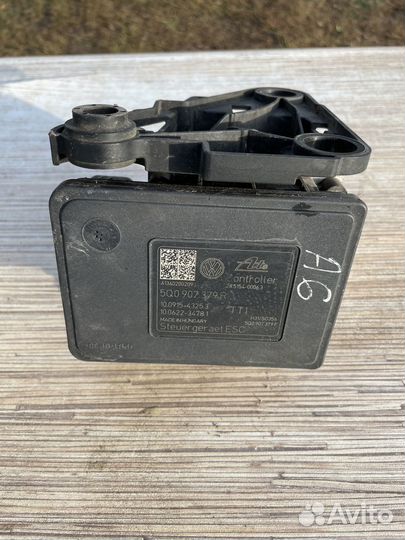 Блок ABS Skoda Octavia A7 VAG 5Q0614517Q