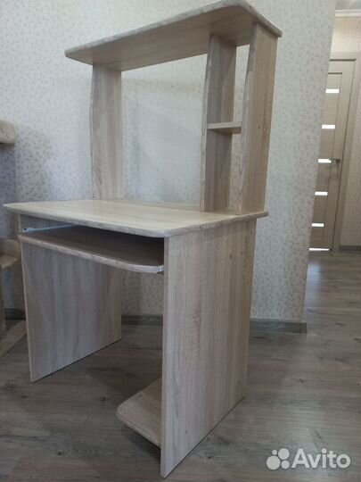 Компьютерный стол новый