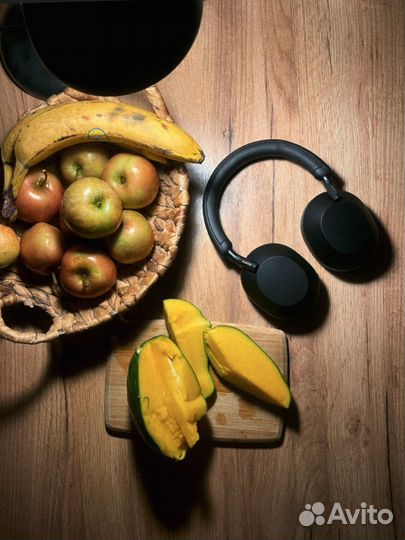 Беспроводные наушники Sony WH-1000xm5