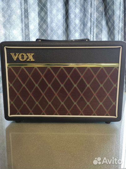 Гитарный комбоусилитель vox