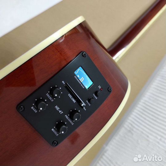 Электроакустическая гитара Naranda (ель)