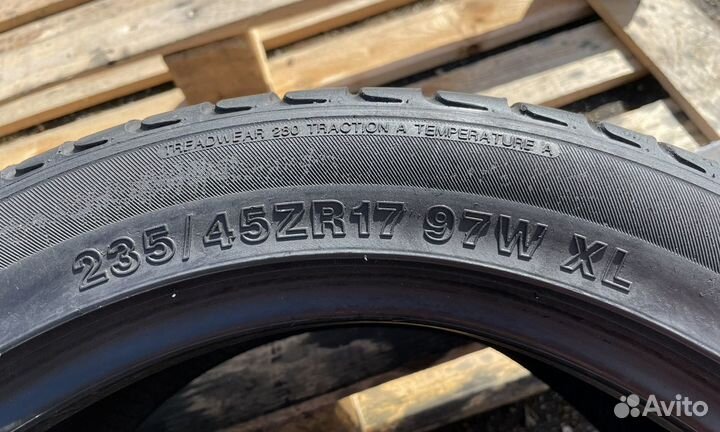 Wanli S-1063 235/45 R17