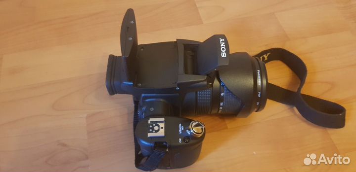 Фотоаппарат Sony DSC-R1 +комплект в