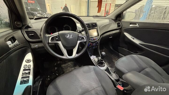 Hyundai Solaris 1.6 МТ, 2012, 139 000 км