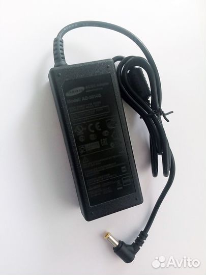 Блок питания 14V 2.14A для Samsung S23A350H новый