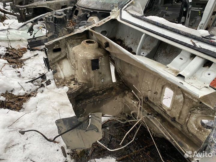 Лонжерон передний правый Renault Logan 2 1.6 2019