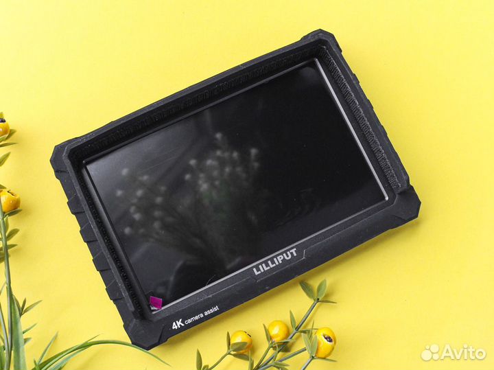 Накамерный монитор 7