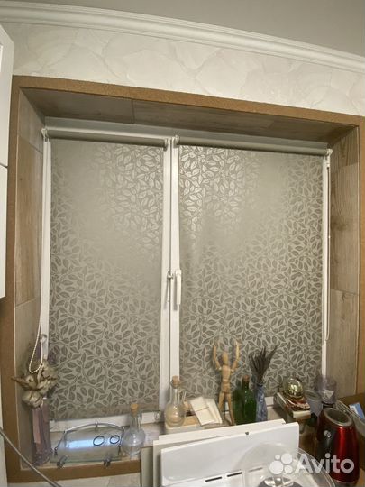 Рулонная штора на окно