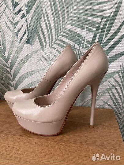 Туфли женские