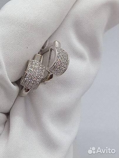 Золотые серьги с фианитом