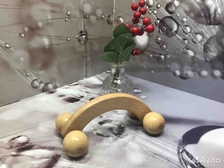 Деревянный ручной массажер