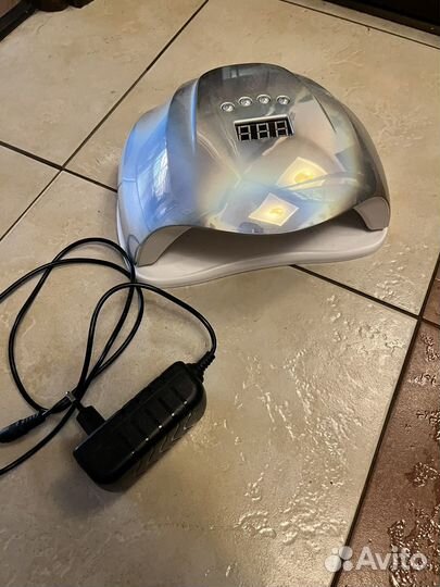 Лампа для ногтей бу