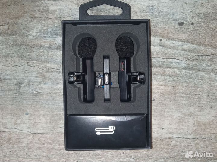 Петличный микрофон