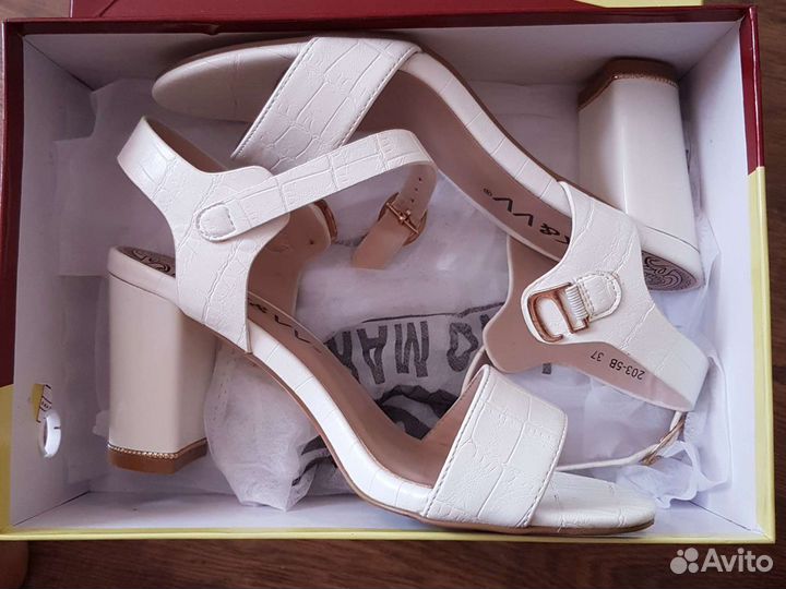 Босоножки женские 37 размер бу