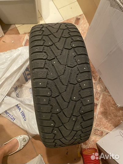 R17 Pirelli Ice Zero 215/50, PCD 5x105 DIA 38
