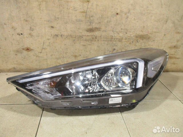 Фара левая Hyundai Tucson 3 (TL)