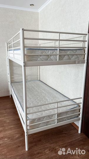 Двухъярусная кровать бу с матрасами