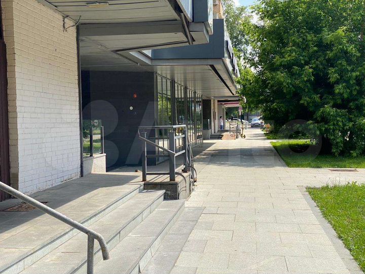 Аренда помещения 10-200м 3500 за 1 квм