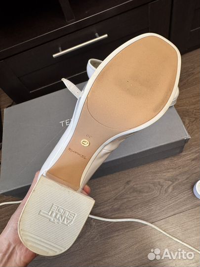 Туфли белые 39