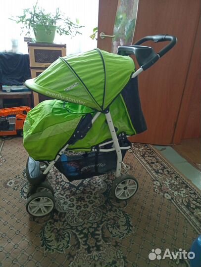 Прогулочная коляска