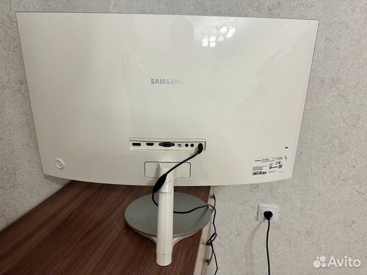 Монитор samsung 27 изогнутый