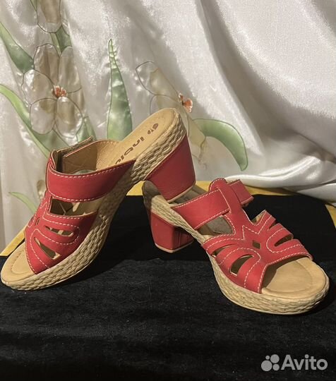 Обувь женская 39 размер