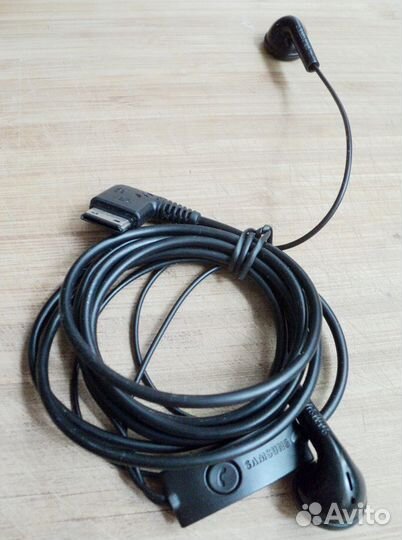 Гарнитуры для телефонов