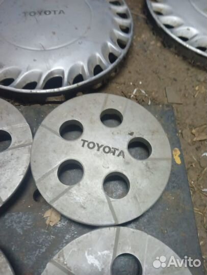 Колпаки toyota, оригинал стальные