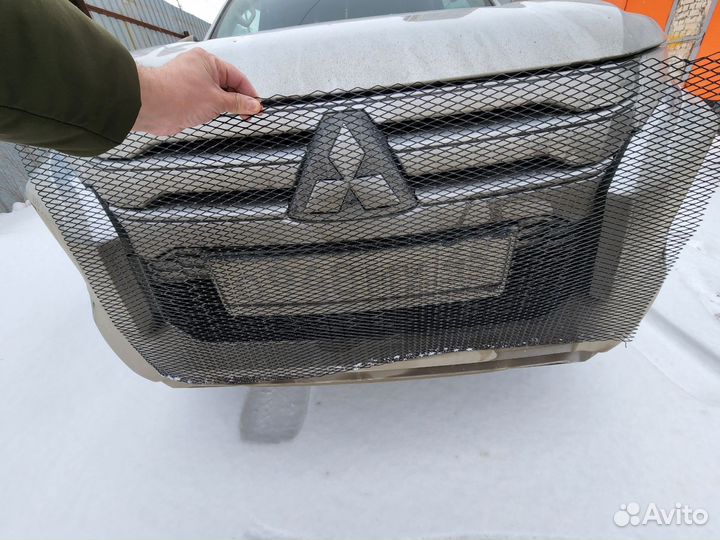 Защитная сетка на решетку радиатора 25мм 100х50см