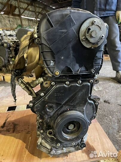 Двигатель CAW для Volkswagen Tiguan / Раssat 2.0