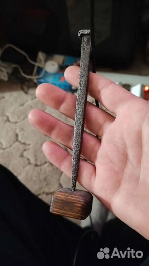 Старинный гвоздь до 17 года
