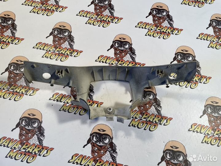 Пластик вокруг фары Honda Tact AF09