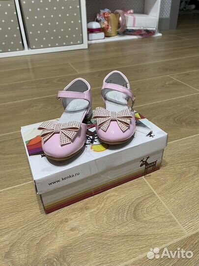 Туфли для девочки 28
