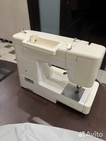 Швейная машина Brother Boutique 21