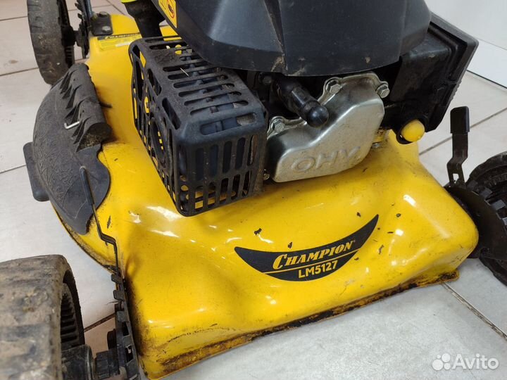 Газонокосилка бензиновая Champion LM5127