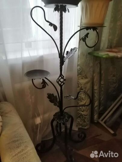 Подставка для цветов ковка