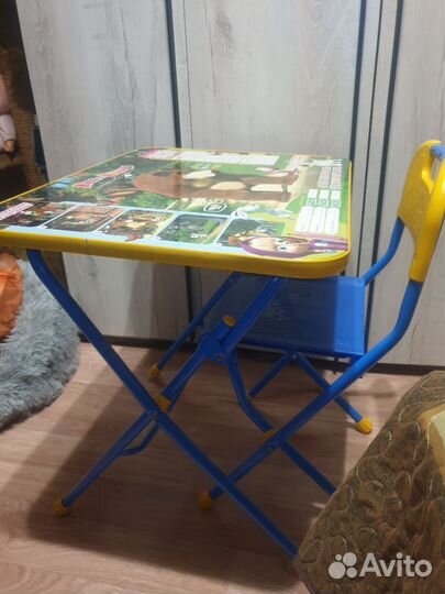 Детский стол и стул