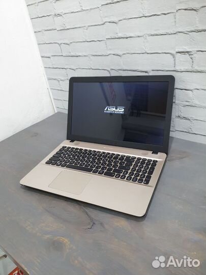 Ноутбук Asus X541UV 15.6