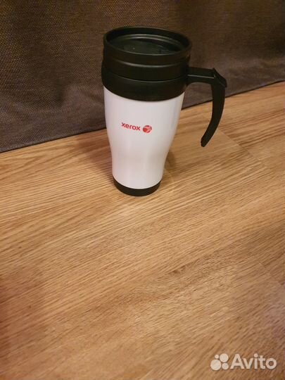 Продам Термокружку пластмассовую новую