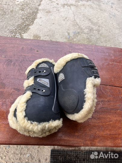 Ногавки для лошади