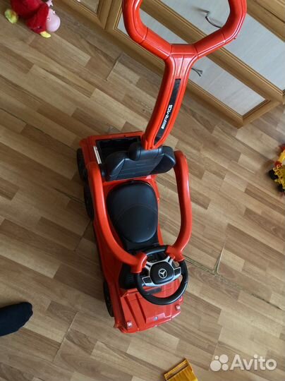 Детская машинка на аккумуляторе Возможен торг