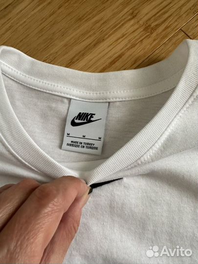 Топ Nike