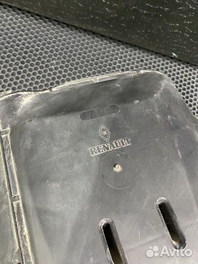 Корпус воздушного фильтра Renault duster 1